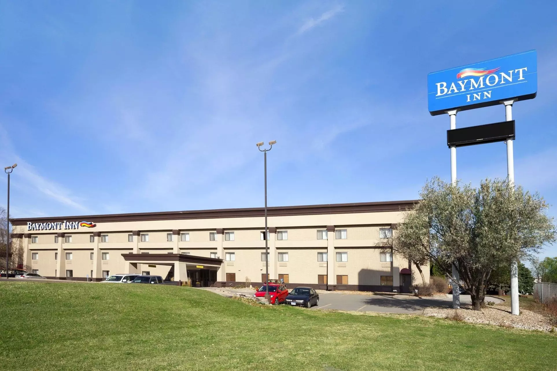 Baymont by Wyndham Sioux Falls - Primary Image