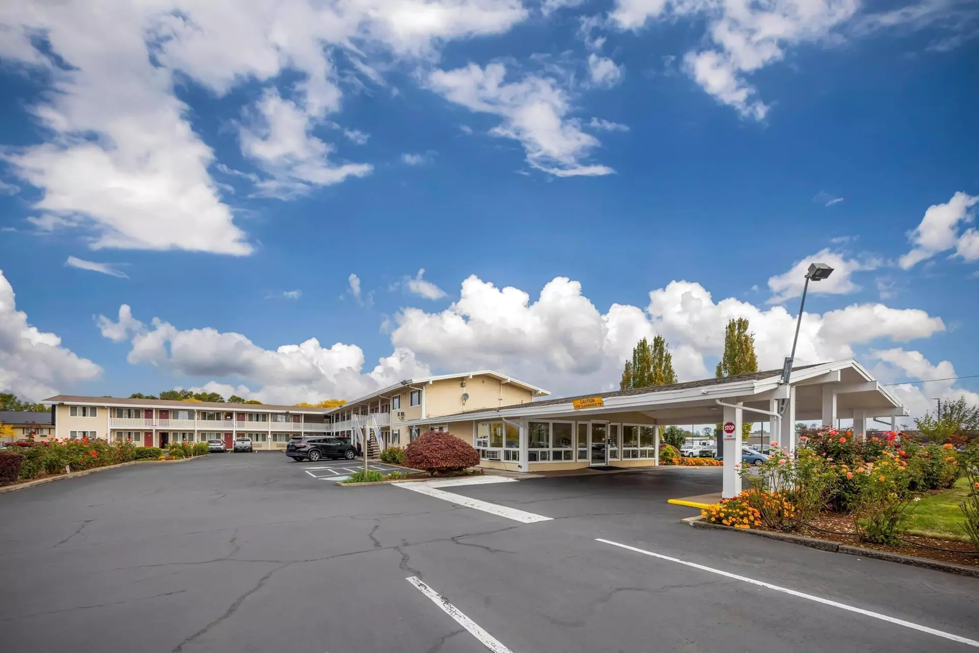Rodeway Inn Albany - Primary Image