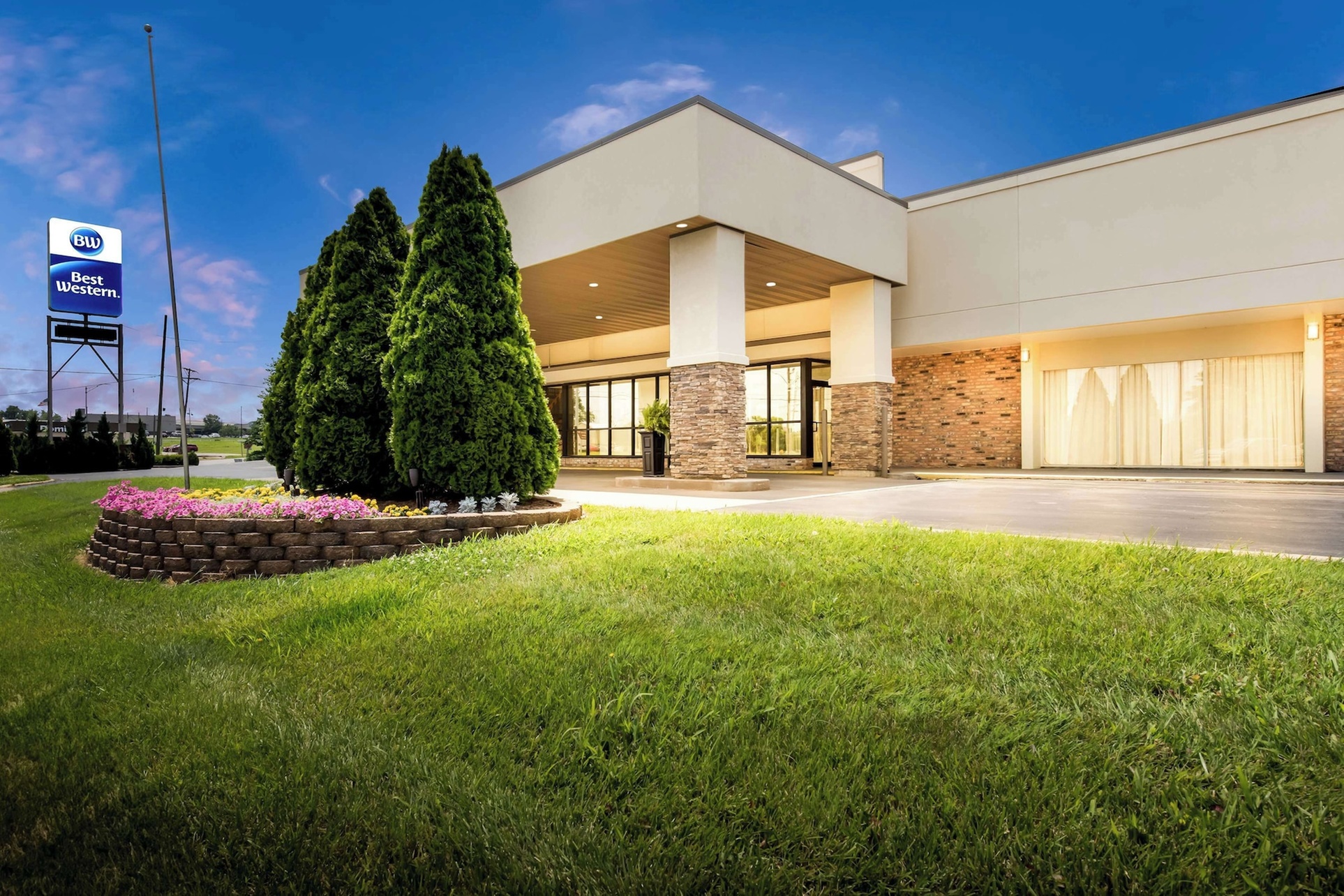 Best Western State Fair Inn - Primary Image