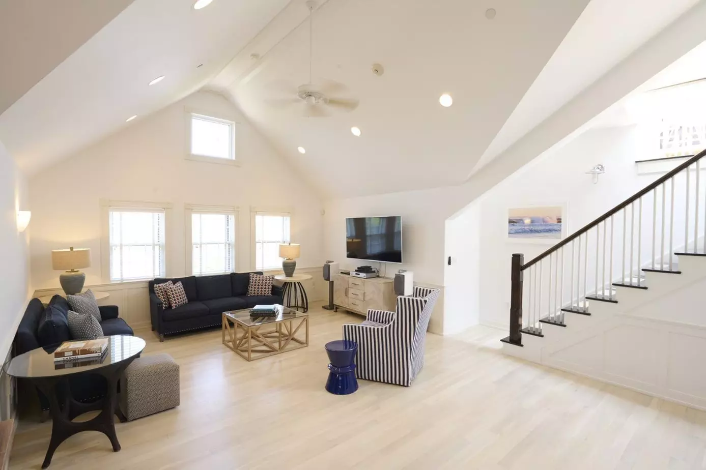 White Elephant Hotel - Primary Image