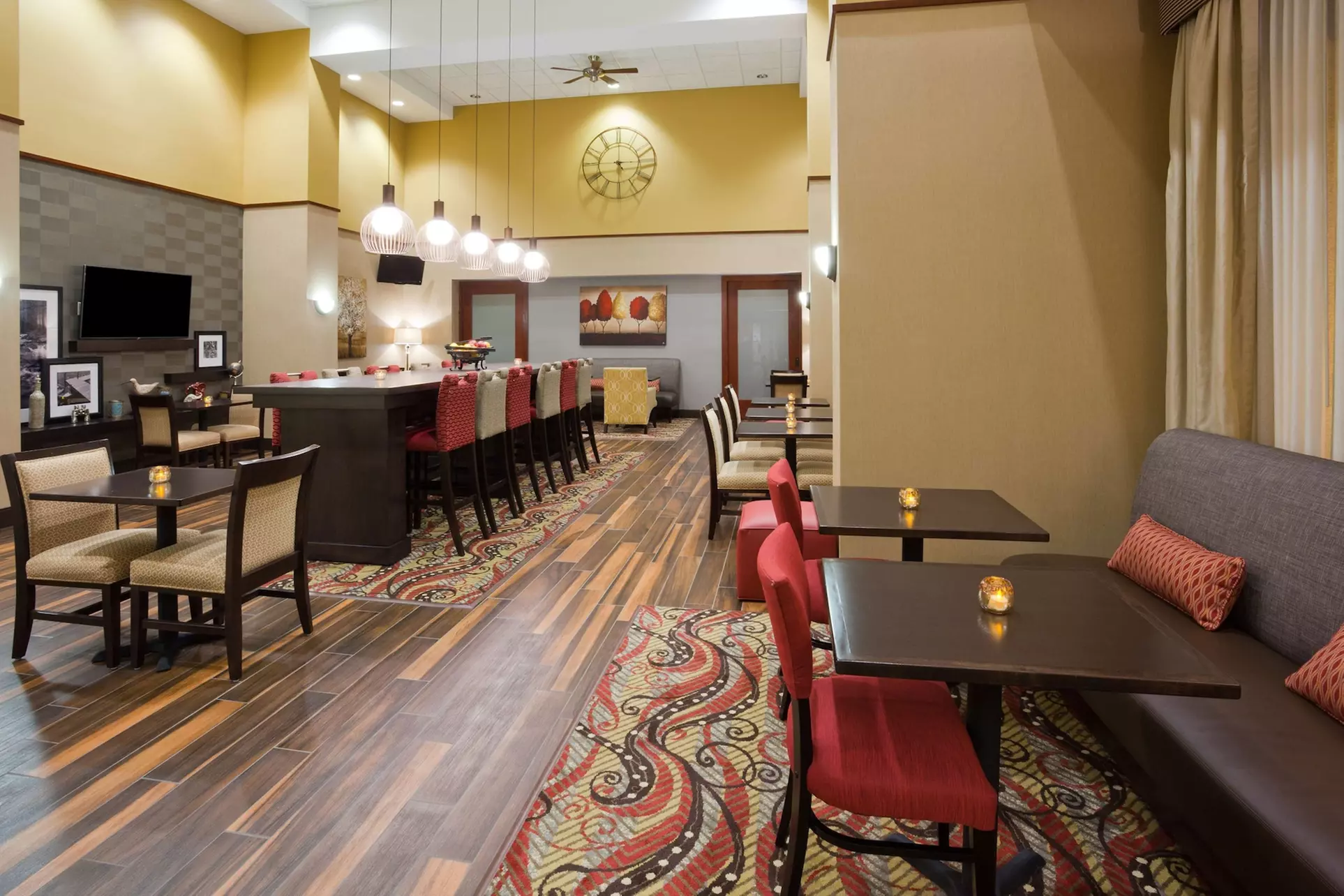 Hampton Inn & Suites Lino Lakes - Primary Image