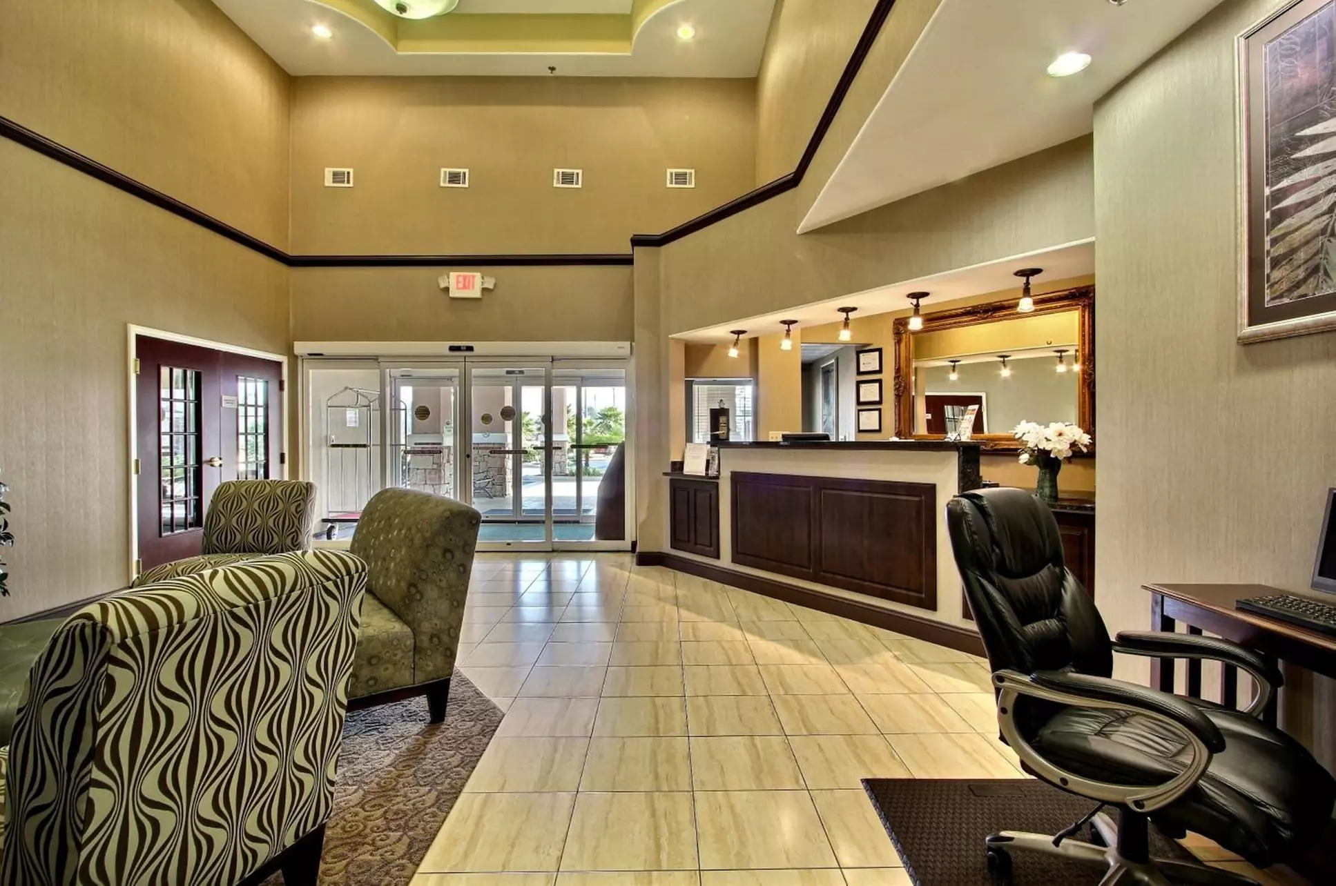 Magnolia Inn & Suites - Primary Image