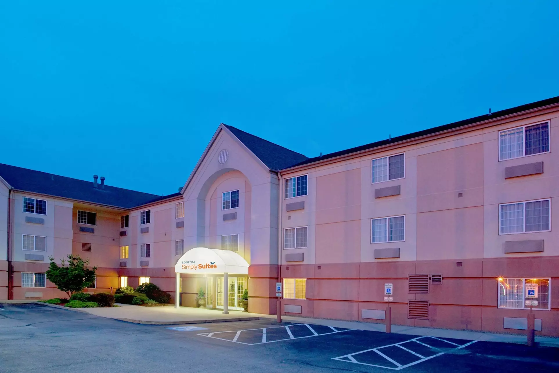 Sonesta Simply Suites Pittsburgh Airport - Primary Image