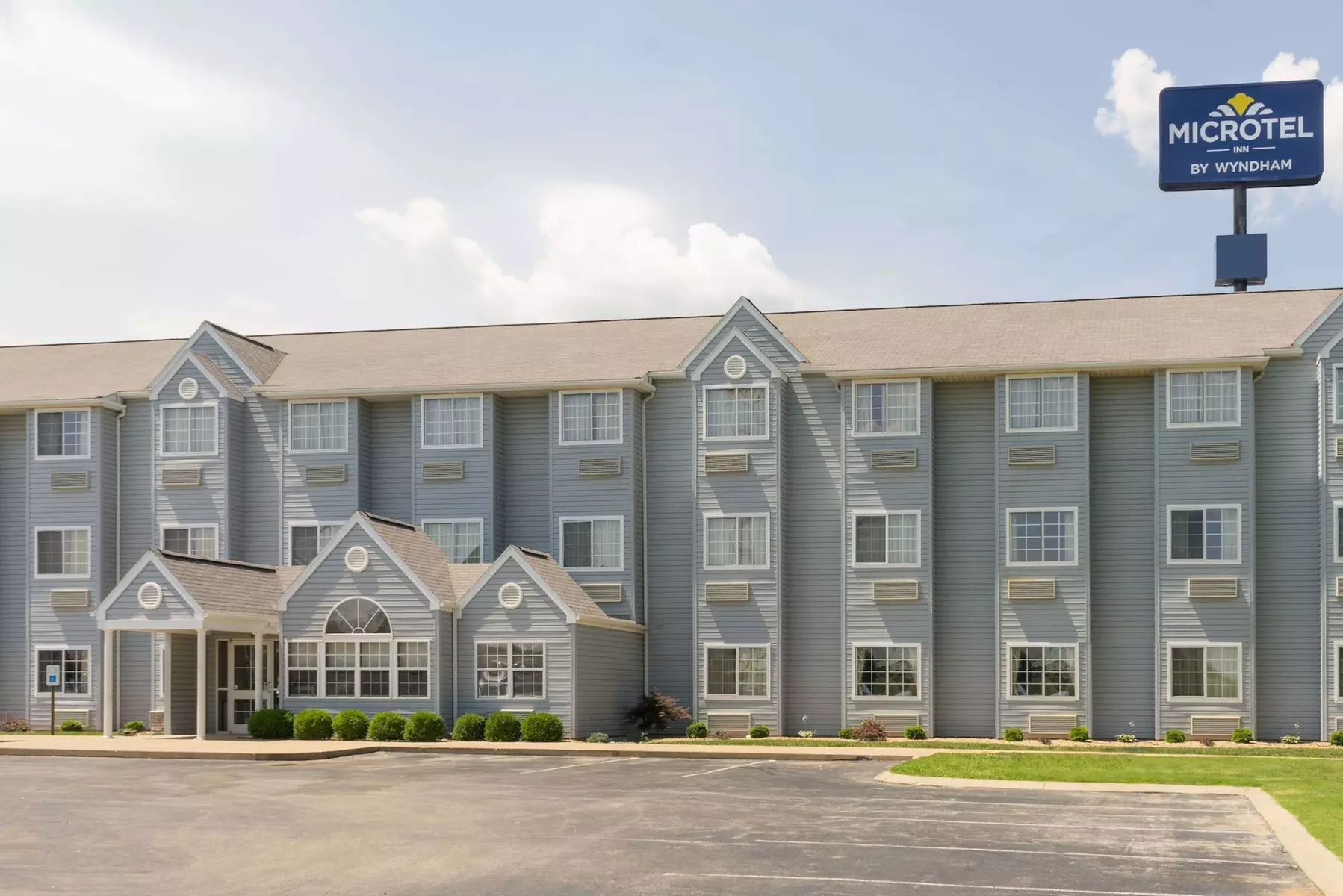 Microtel Inn by Wyndham Bowling Green - Primary Image