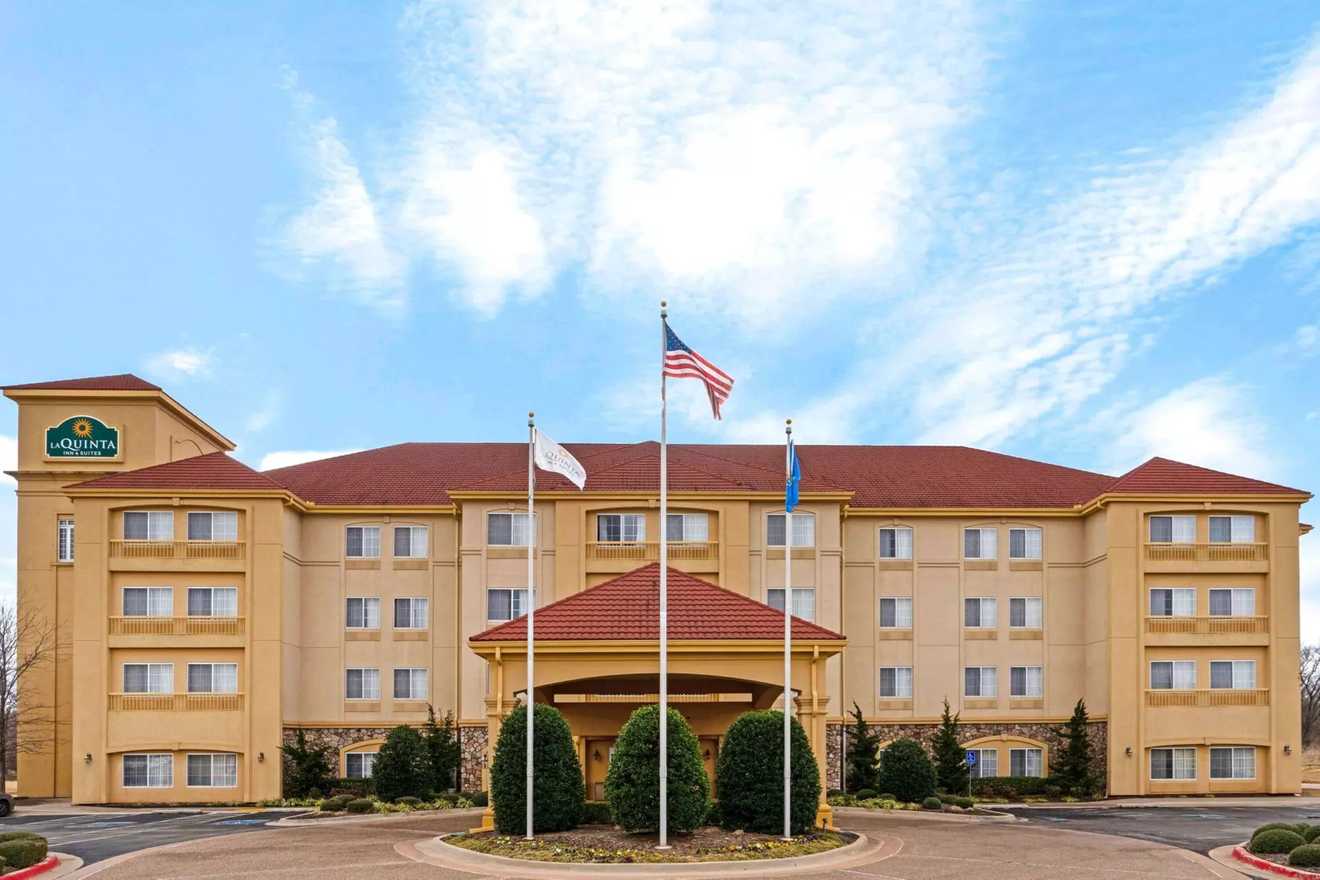 La Quinta Inn & Suites by Wyndham Stillwater-University Area - Primary Image