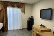 Days Inn by Wyndham Medford - Second Medium