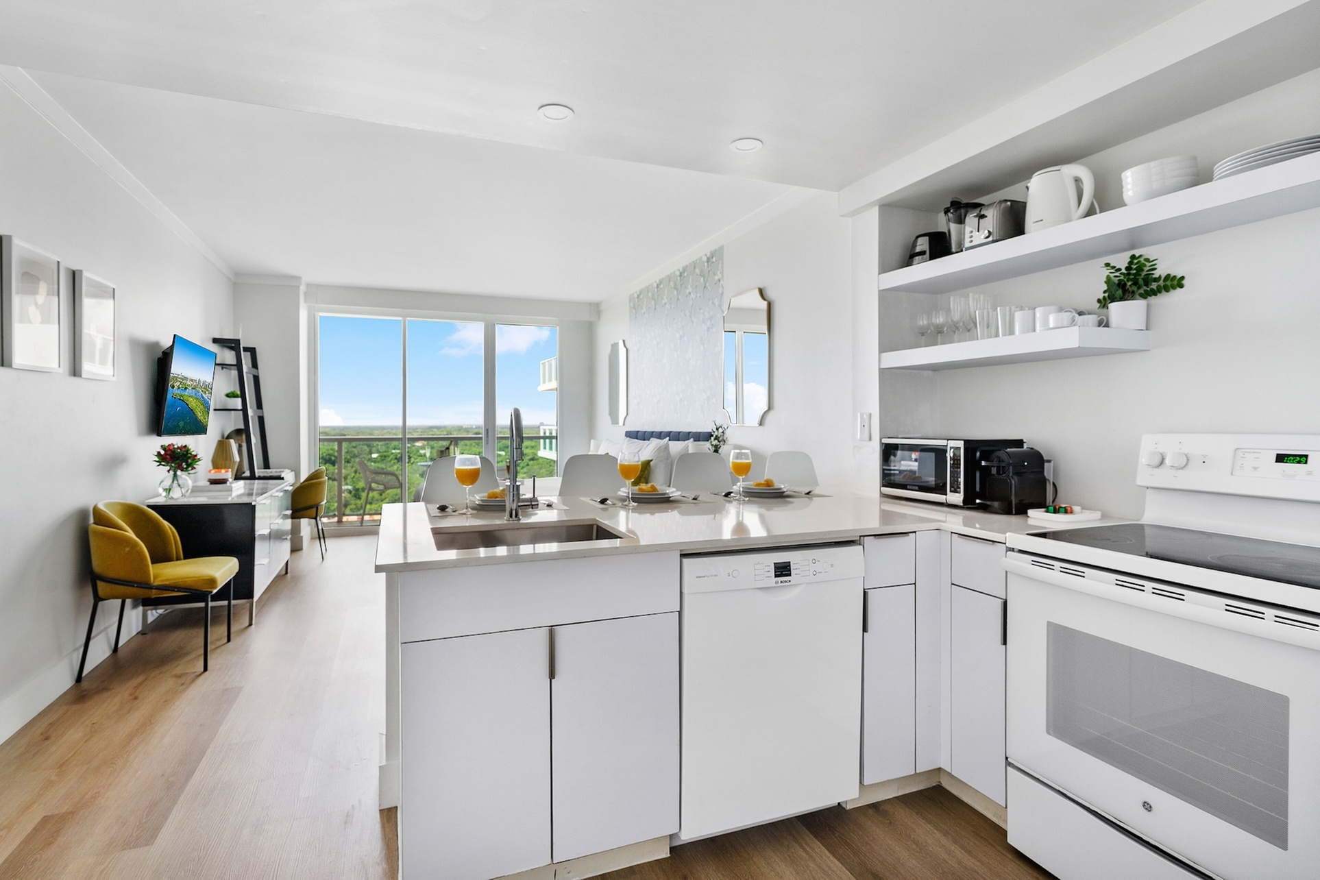 Miami Vacation Rentals - Coconut Grove