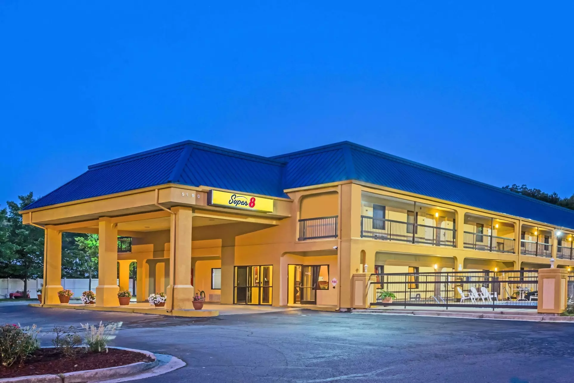 Super 8 by Wyndham Norcross/I-85 Atlanta - Primary Image
