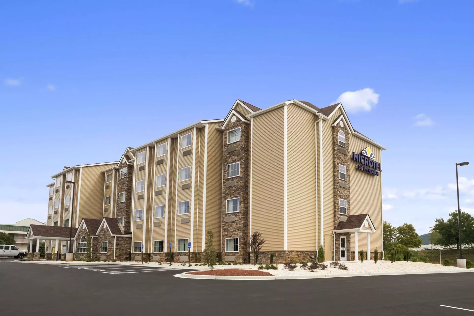 Microtel Inn & Suites By Wyndham Lynchburg - Primary Image