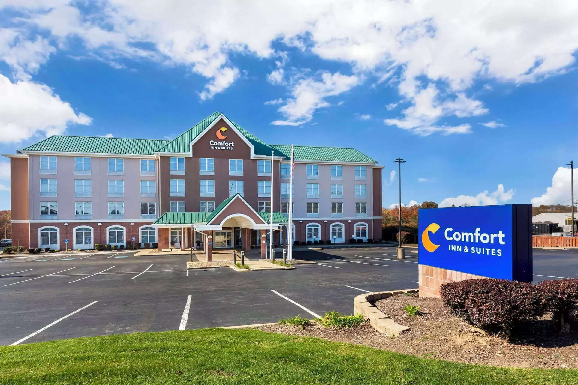 Comfort Inn & Suites Cuyahoga Falls - Akron - Primary Image