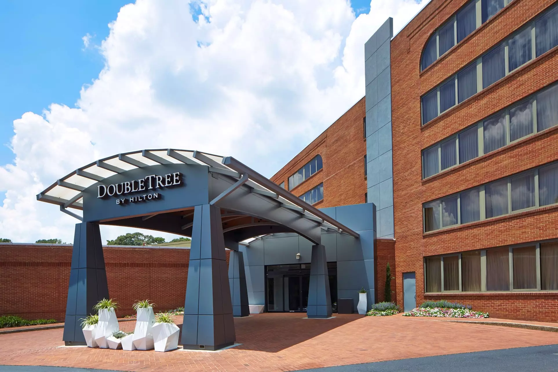 DoubleTree by Hilton Atlanta Perimeter Dunwoody - Primary Image
