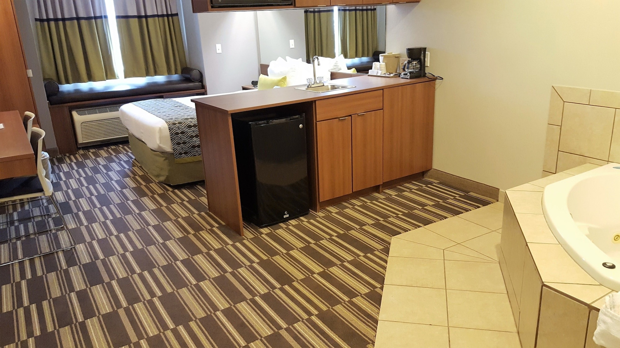 Microtel Inn & Suites by Wyndham Bellevue/Omaha