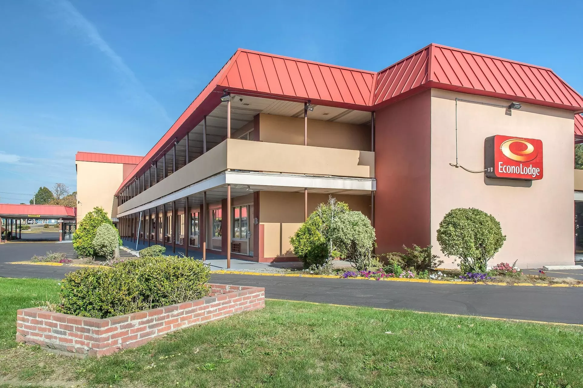 Econo Lodge West Haven - Primary Image