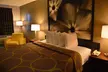 Super 8 by Wyndham Madison - Second Medium