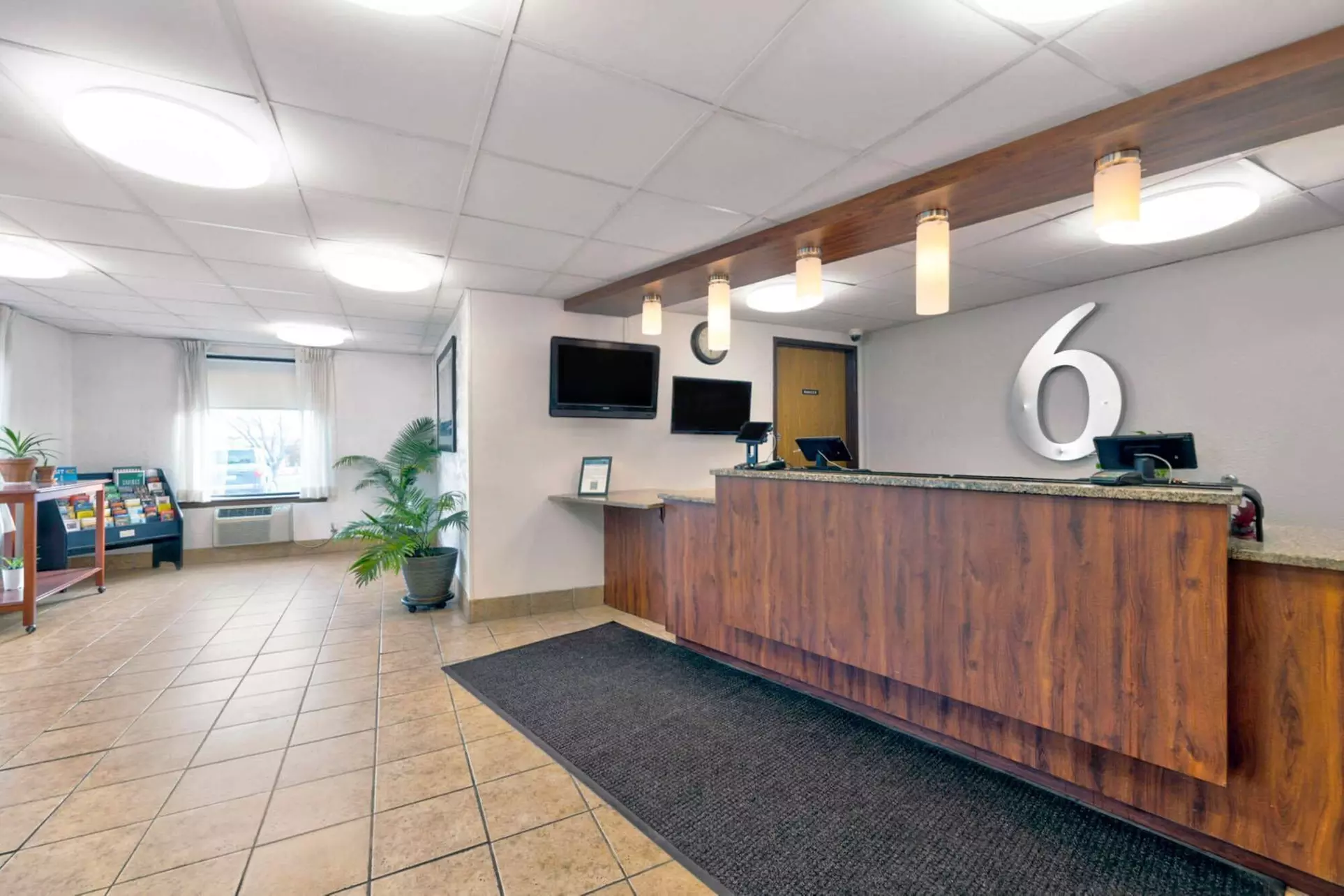 Motel 6 Cedar Rapids, IA - Airport - Primary Image