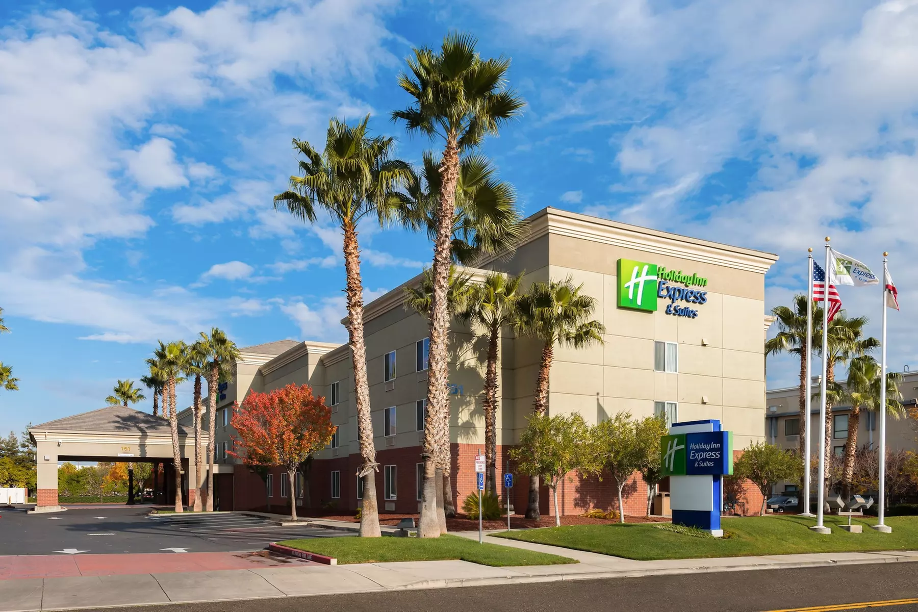 Holiday Inn Express Hotel & Suites Vacaville by IHG - Primary Image
