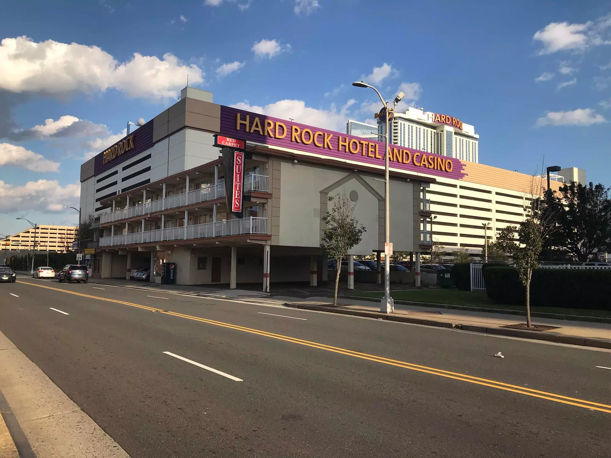 Red Carpet Inn & Suites - Primary Image