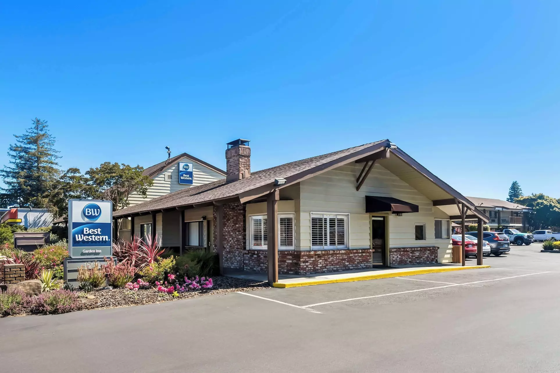 Best Western Garden Inn - Primary Image