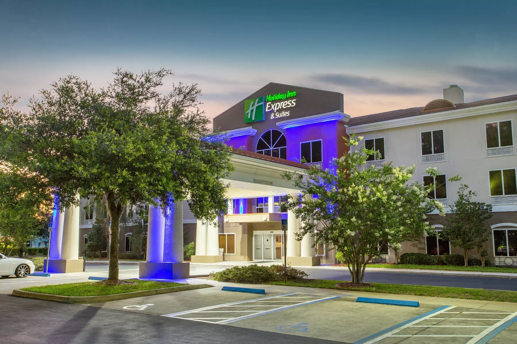 Holiday Inn Express Hotel & Suites Silver Springs - Ocala by IHG - Primary Image