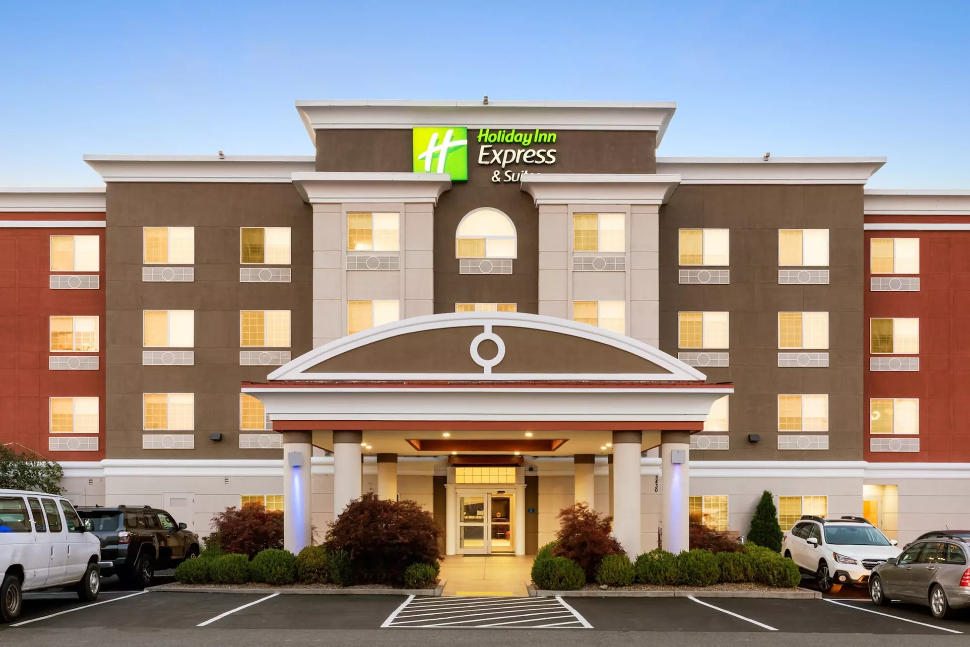 Holiday Inn Express & Suites Klamath Falls Central by IHG - Primary Image