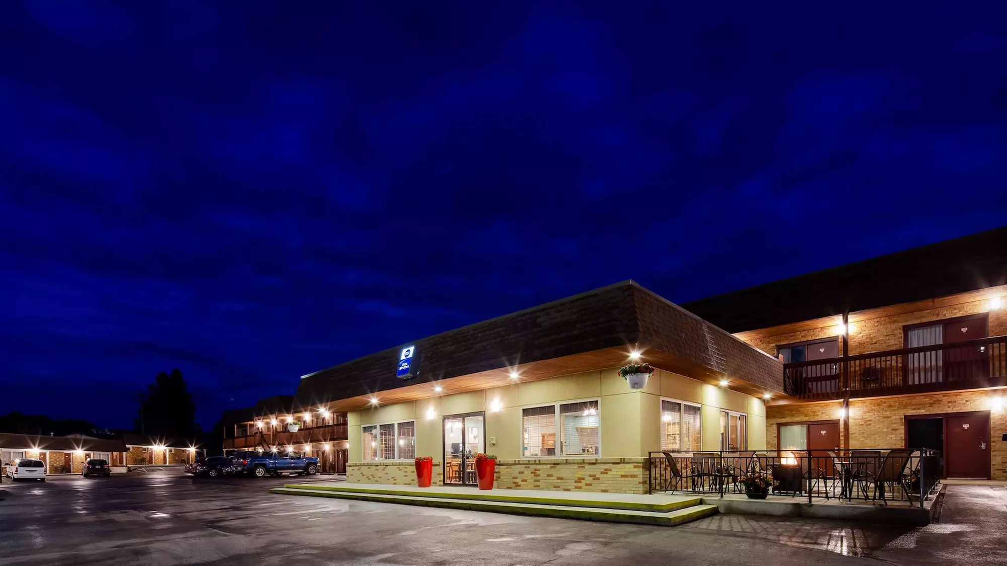 Best Western Buffalo Ridge Inn - Primary Image
