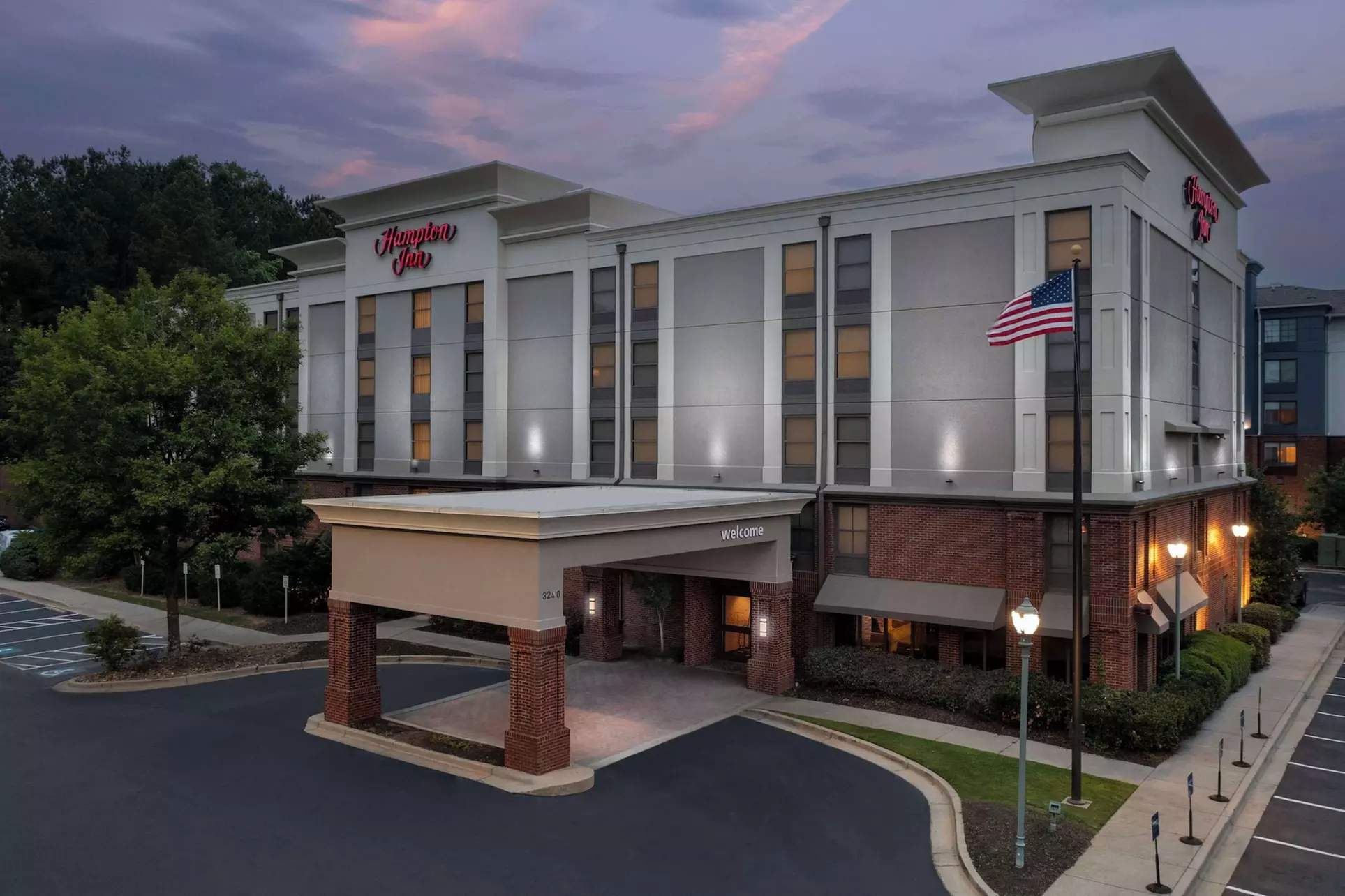 Hampton Inn Atlanta-Mall Of Georgia - Primary Image