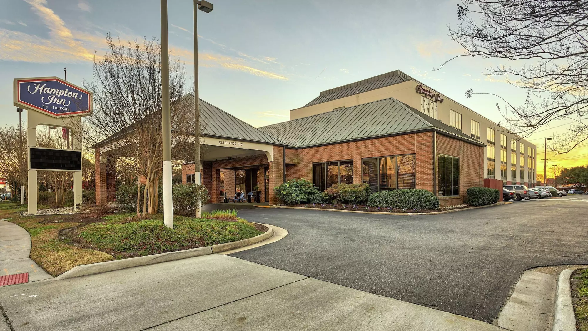 Hampton Inn Norfolk-Naval Base - Primary Image