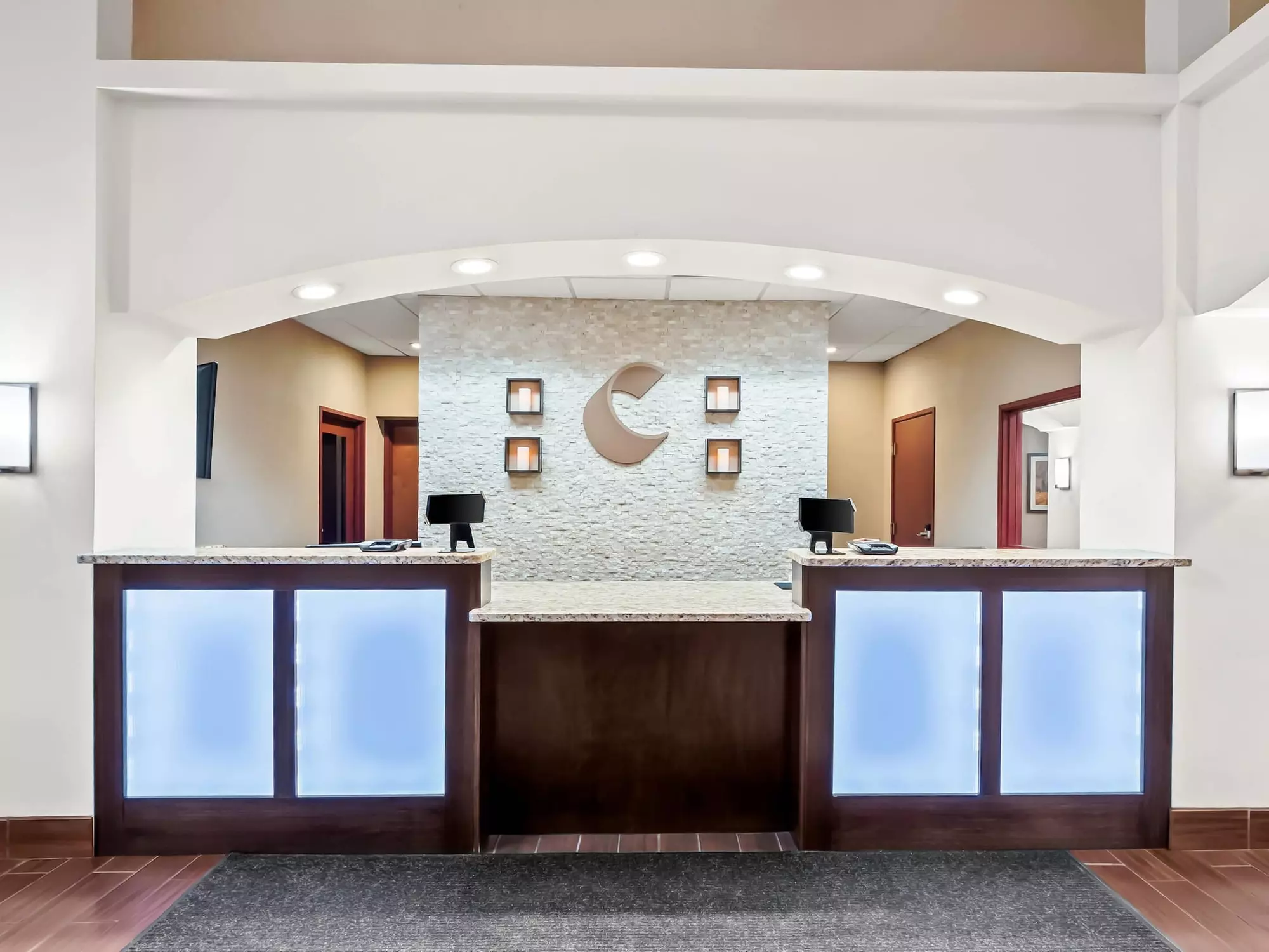 Comfort Inn & Suites - Primary Image