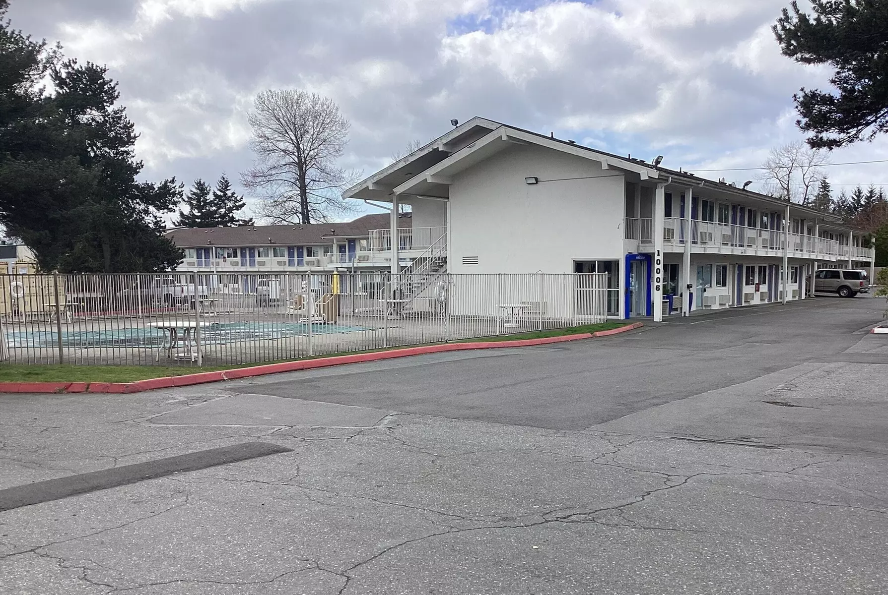 Motel 6 Everett, WA - North - Primary Image