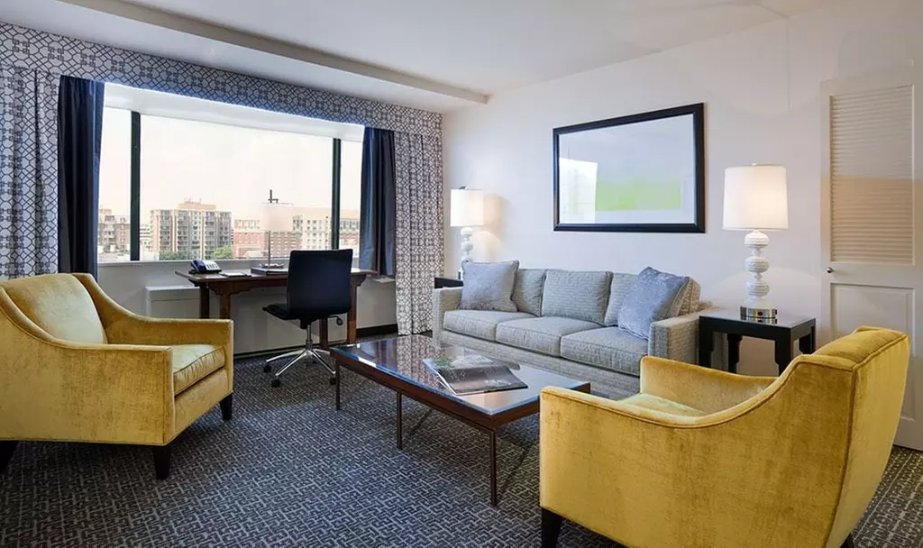 State Plaza Hotel - Primary Image
