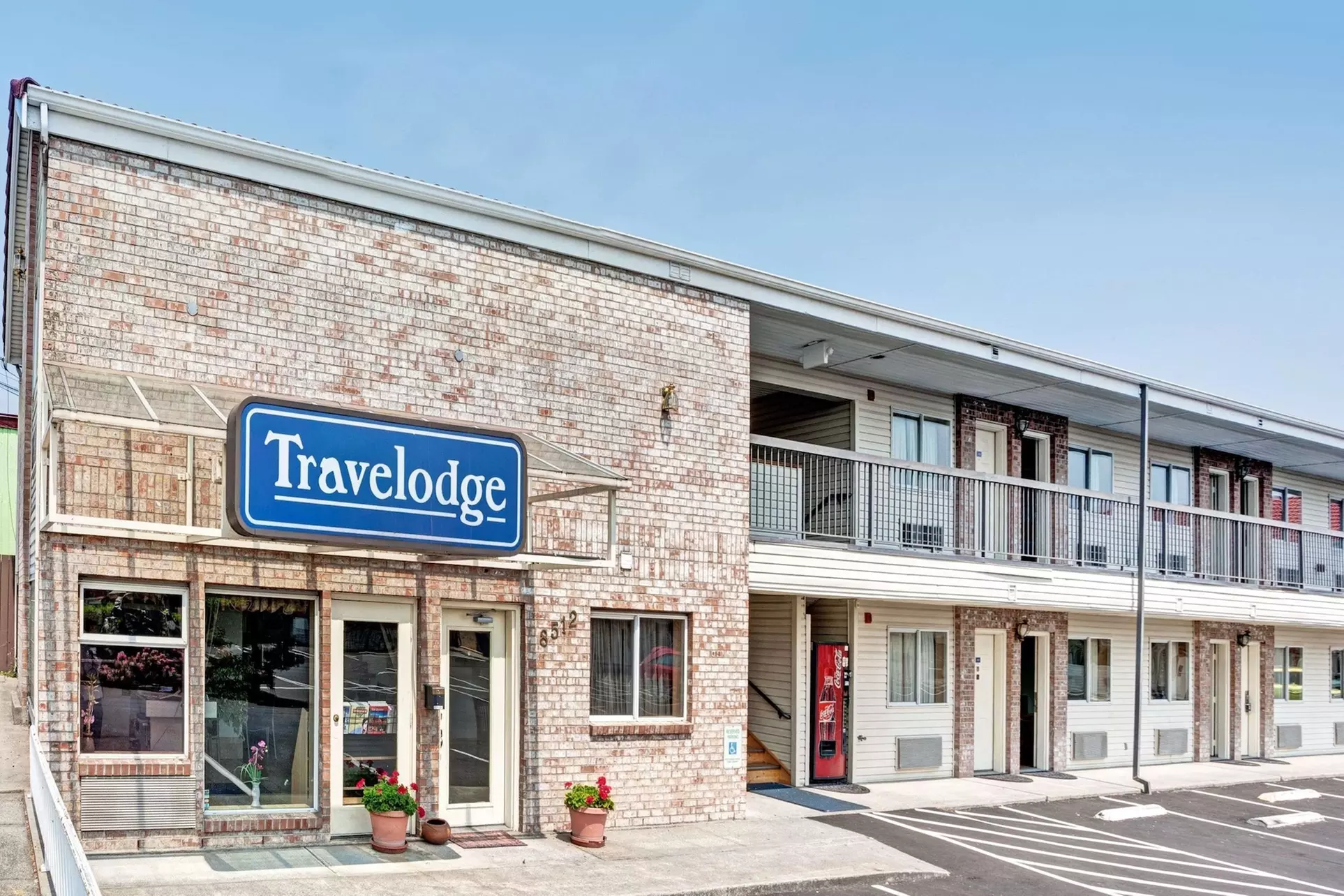 Travelodge by Wyndham Seattle North of Downtown - Primary Image