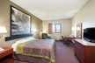 Super 8 by Wyndham Iola KS - Second Medium
