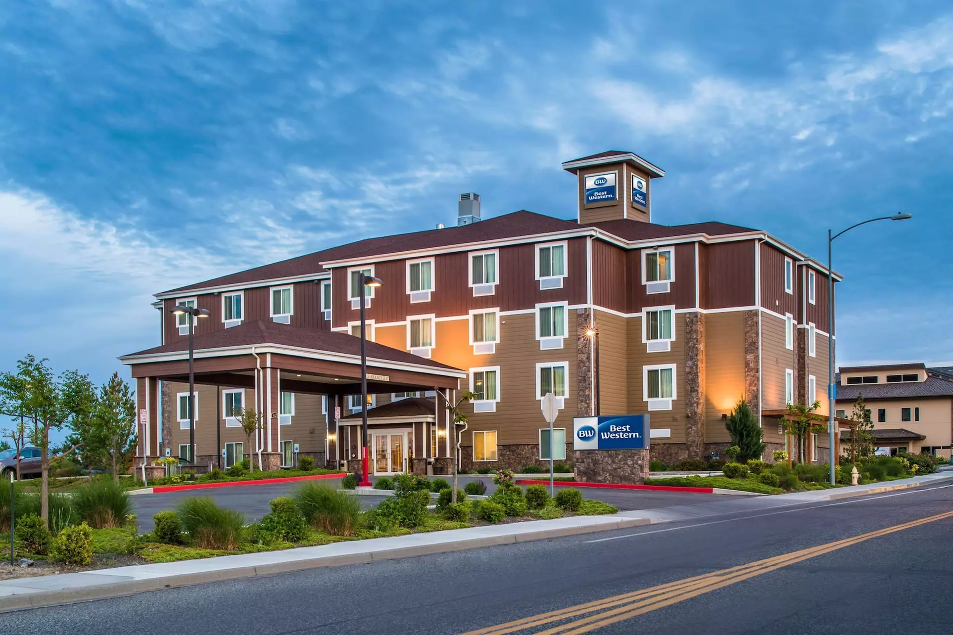 Best Western Kennewick Tri-Cities Center Hotel - Primary Image