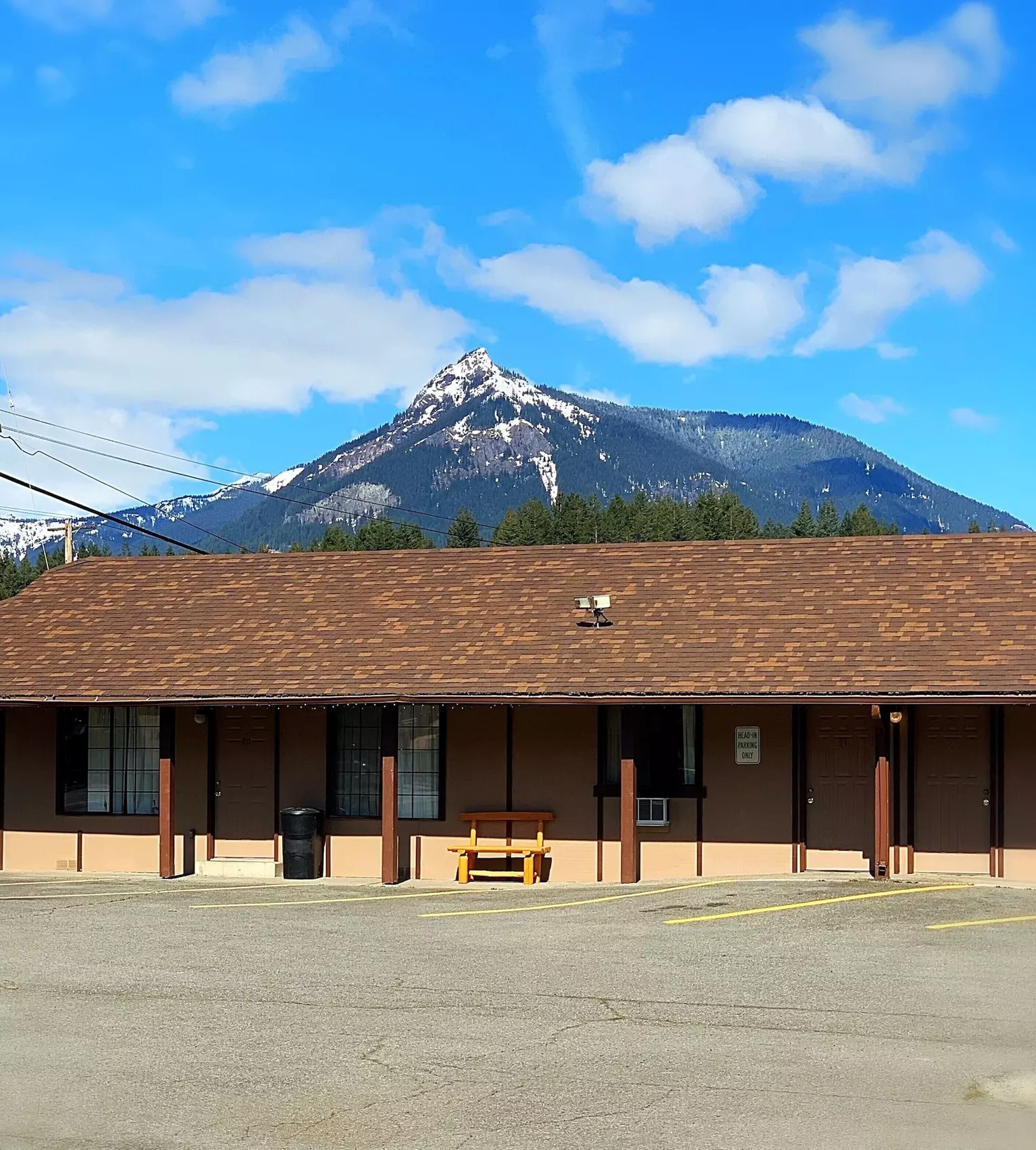 Packwood Inn - Primary Image