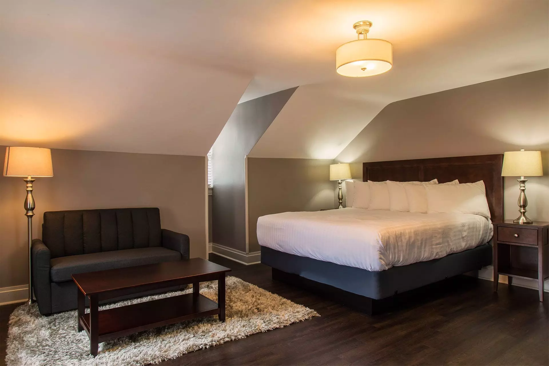 Captain Wohlt Inn Bed & Breakfast - Primary Image