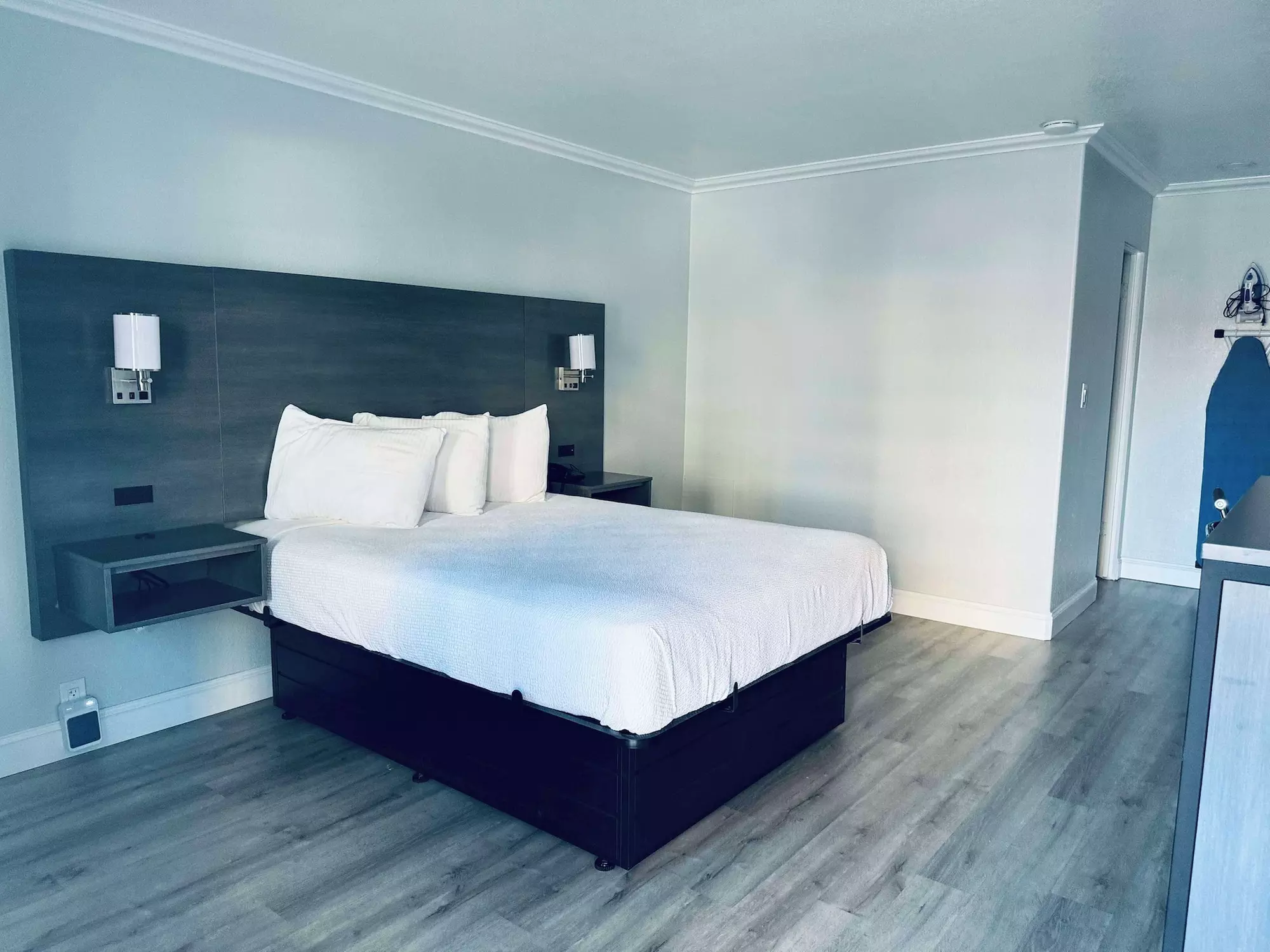 SureStay by Best Western Fresno Central - Primary Image