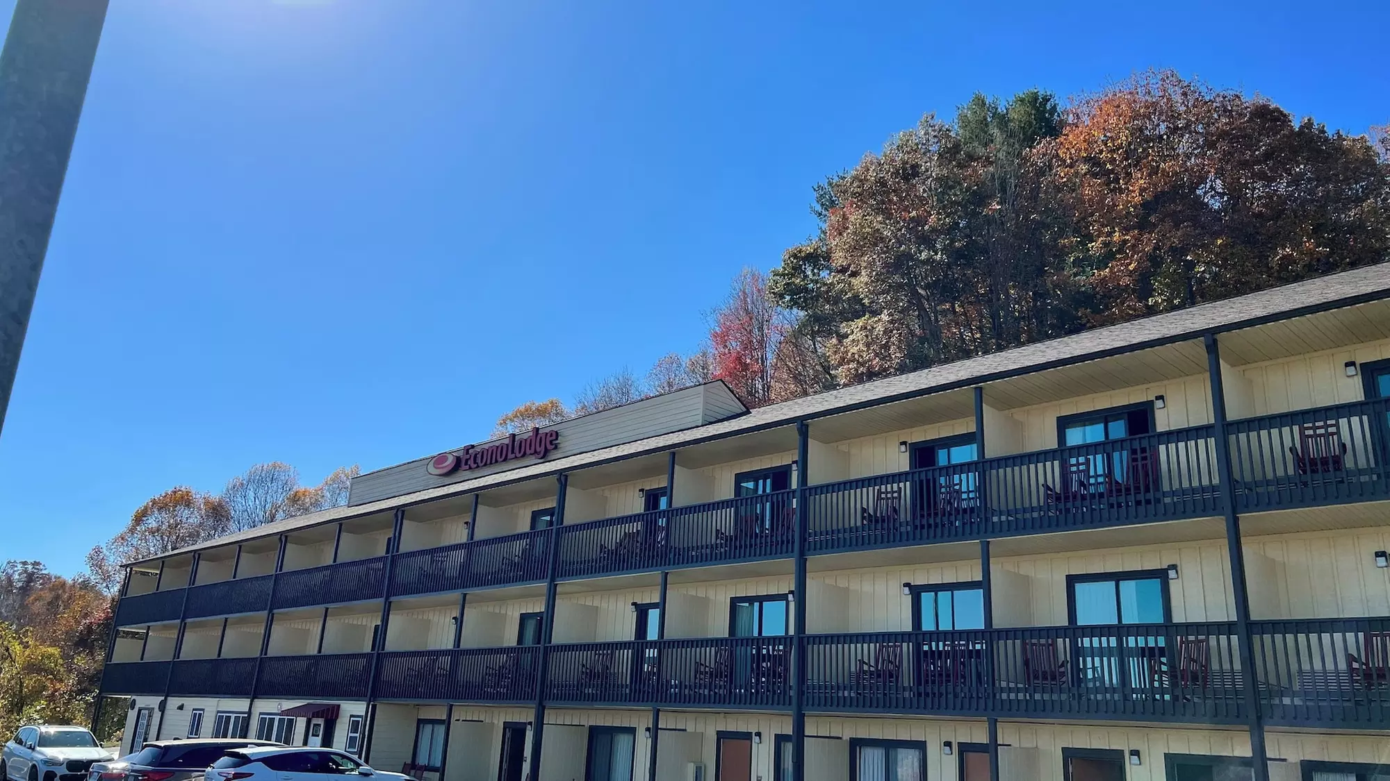Econo Lodge - Primary Image