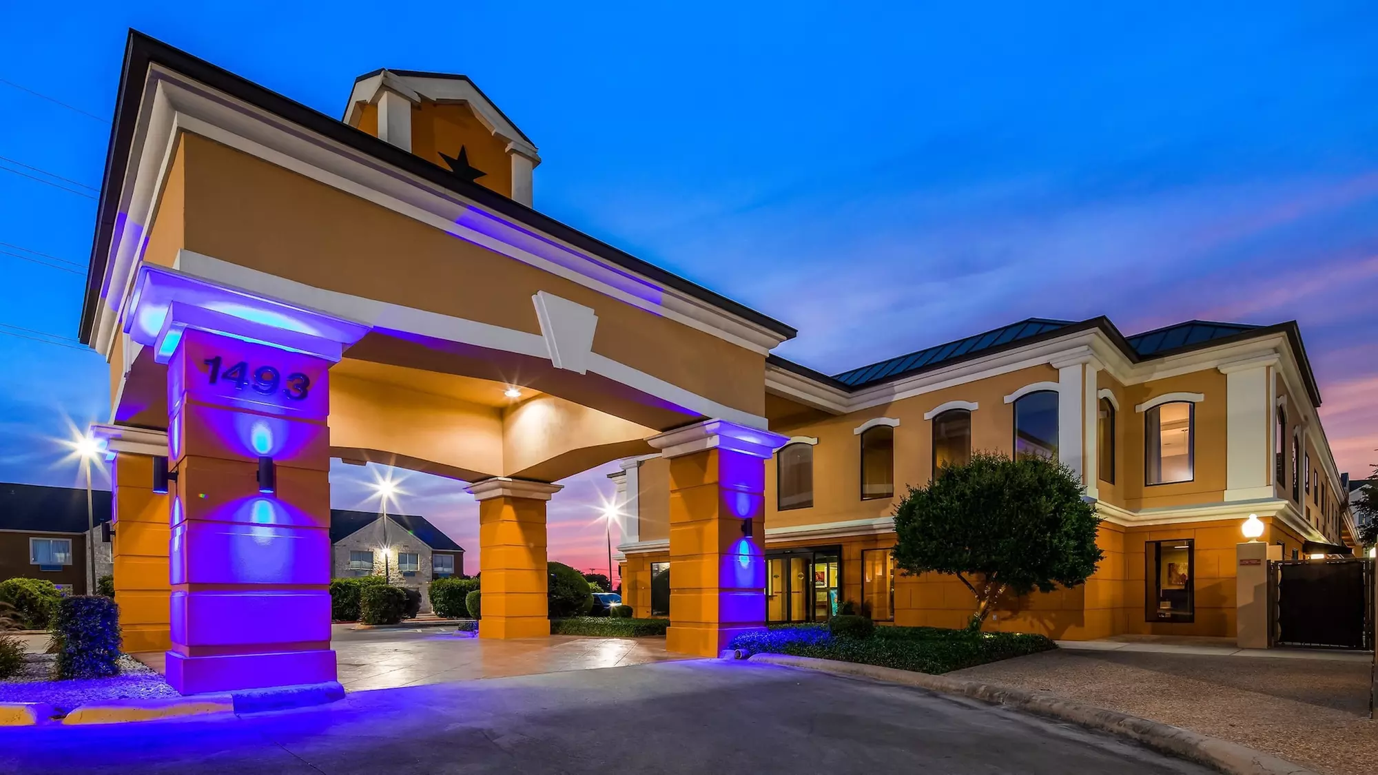 Best Western Inn & Suites - Primary Image