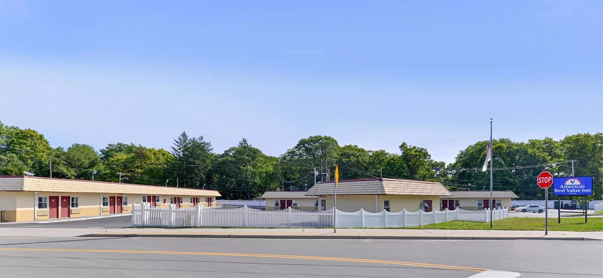 Americas Best Value Inn Port Jefferson Station Long Island - Primary Image