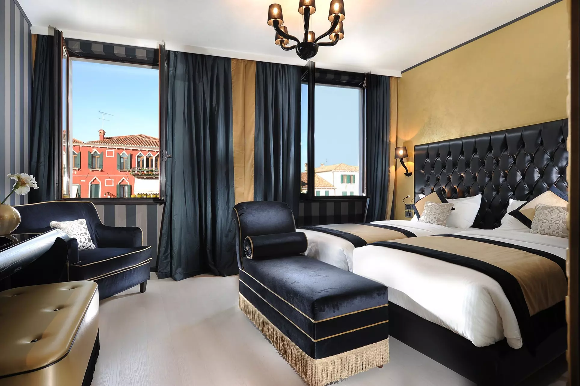 Carnival Palace Hotel - Primary Image