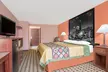 Super 8 by Wyndham Shelbyville - Second Medium