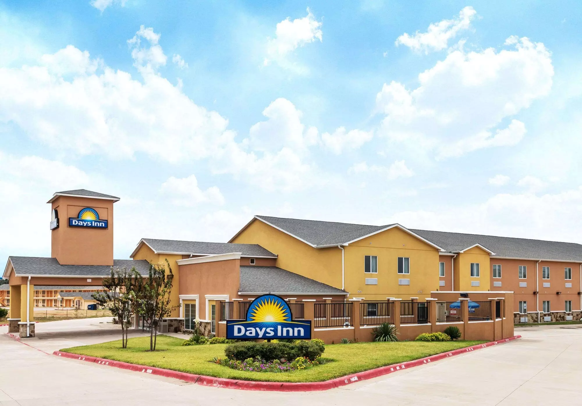 Days Inn by Wyndham Rockdale Texas - Primary Image