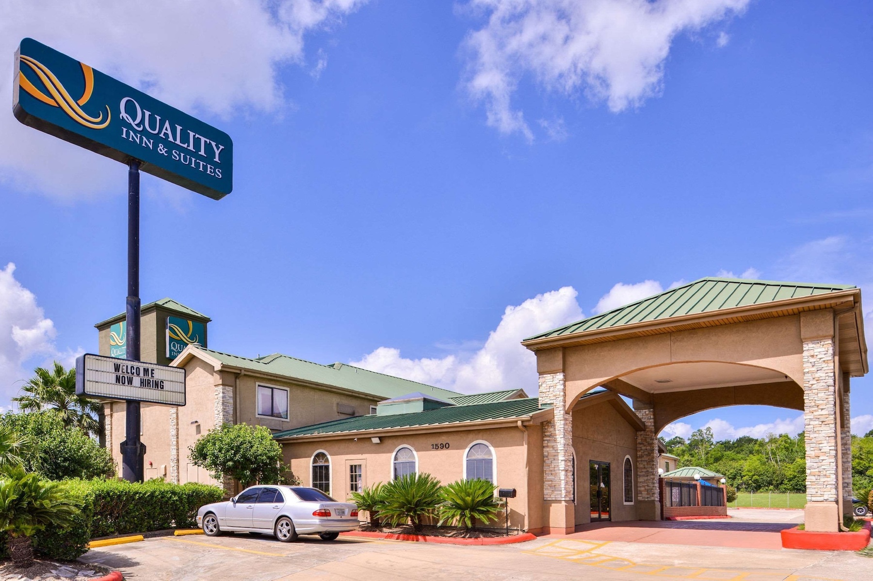 Quality Inn & Suites Beaumont