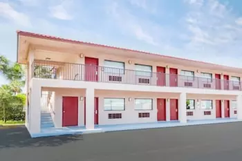 Super 8 by Wyndham FT. Pierce - Primary Image