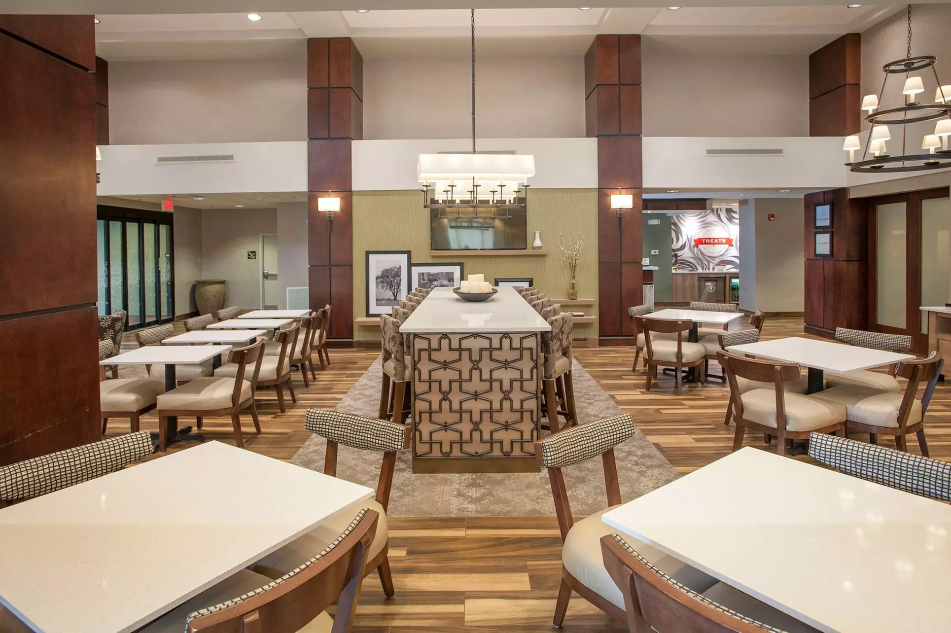 Hampton Inn & Suites Mobile Providence Park/Airport - Primary Image