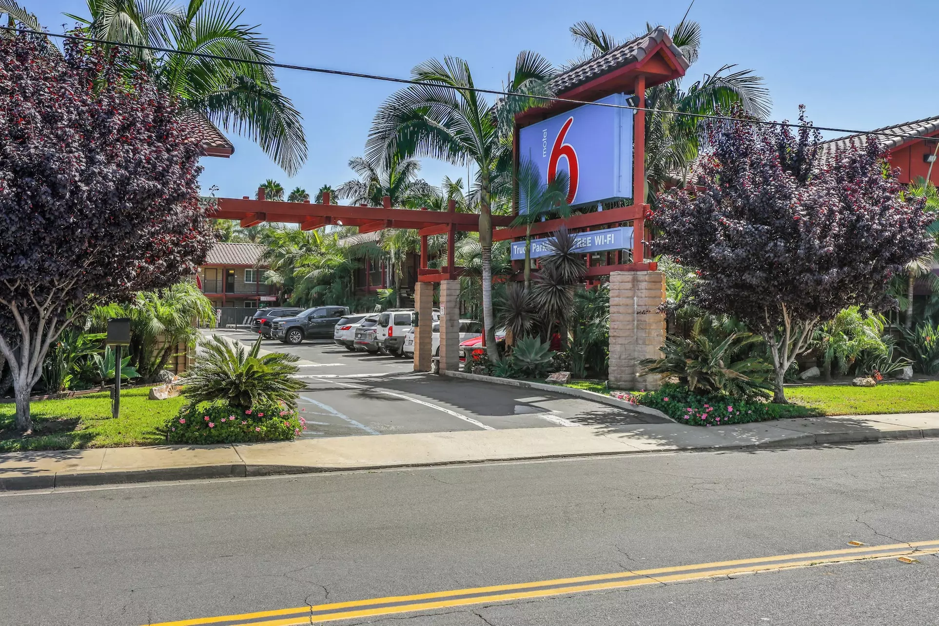 Motel 6 Carlsbad, CA - North - Primary Image