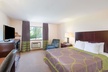 Super 8 by Wyndham Danville - Second Medium
