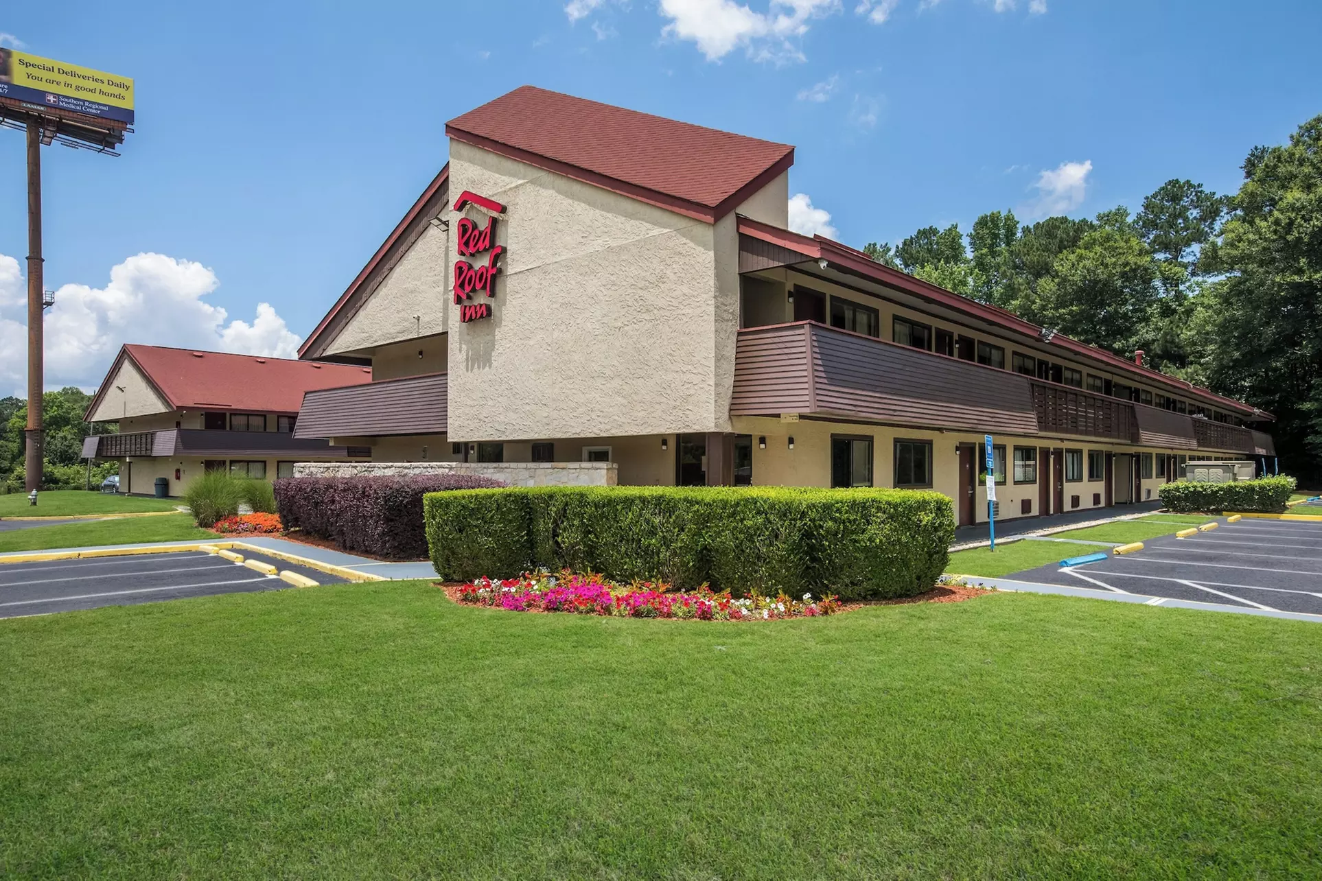 Red Roof Inn Atlanta South - Morrow - Primary Image