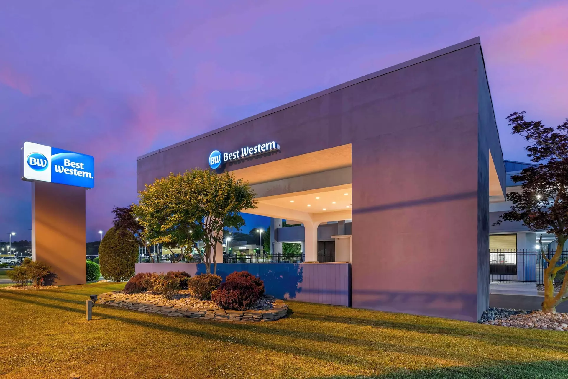 Best Western Salisbury Plaza - Primary Image