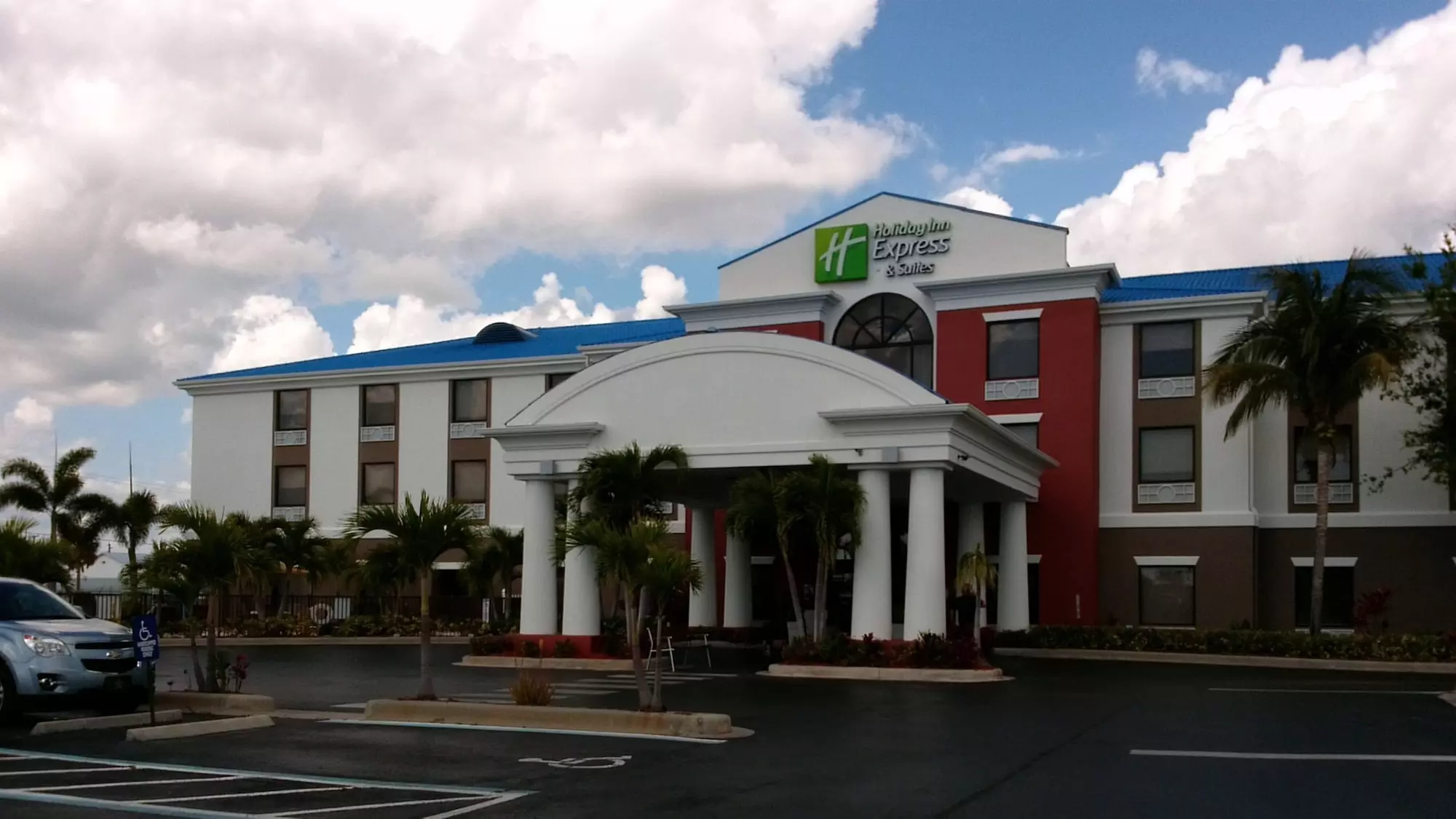 Holiday Inn Express Hotel & Suites Lake Okeechobee by IHG - Primary Image